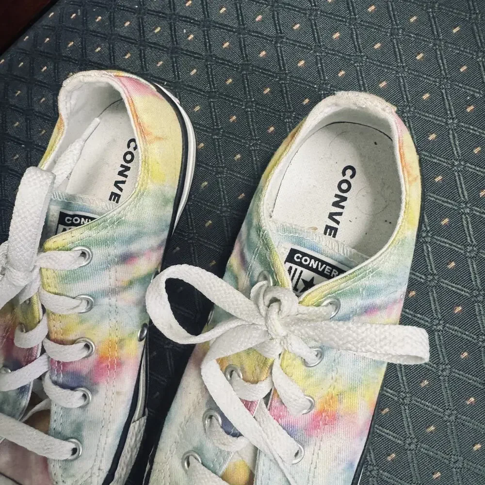 Converse All Star Junior Sneakers Pastel Tie Dye Size 3 girls tennis shoes low
